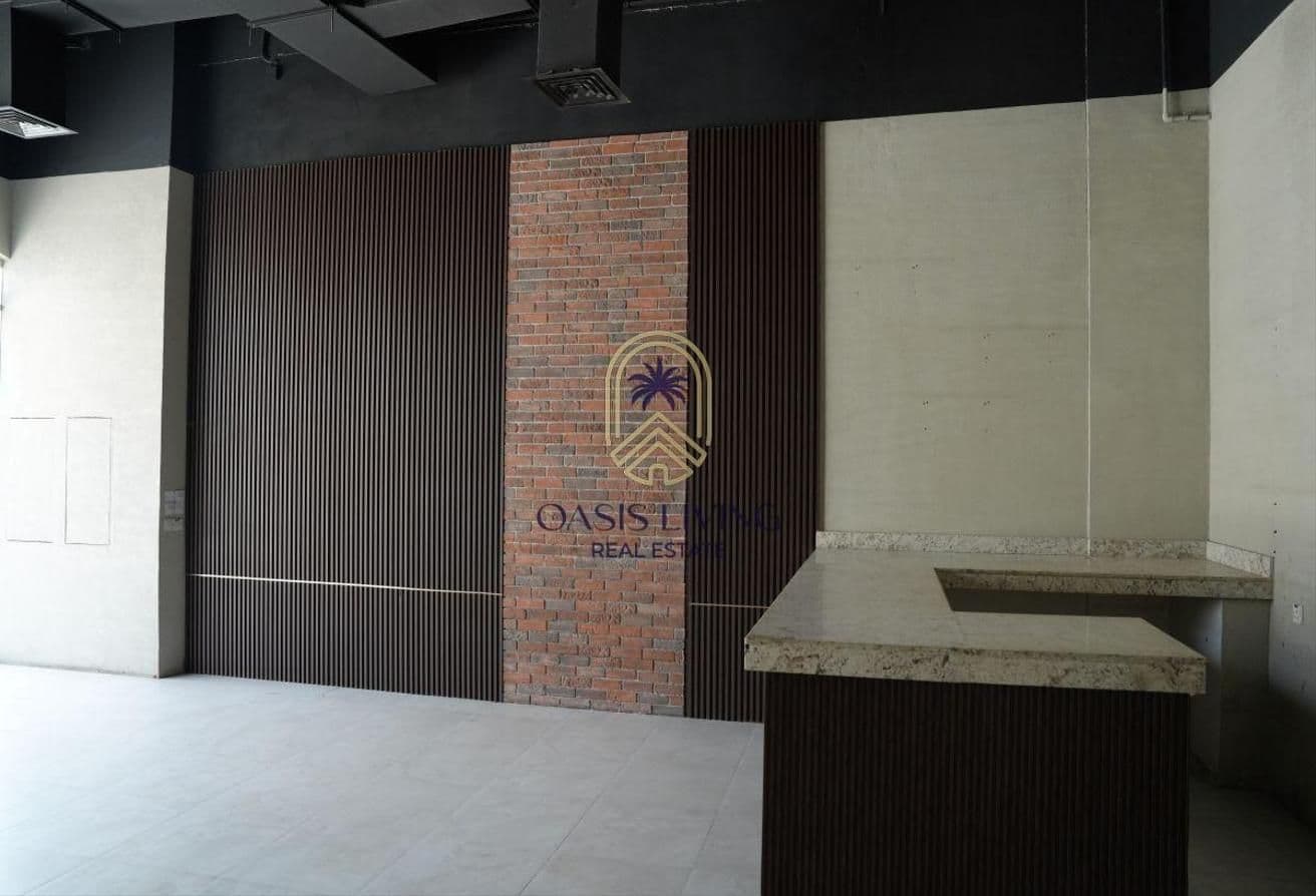 Prime Location | Semi Fitted | Retail Space