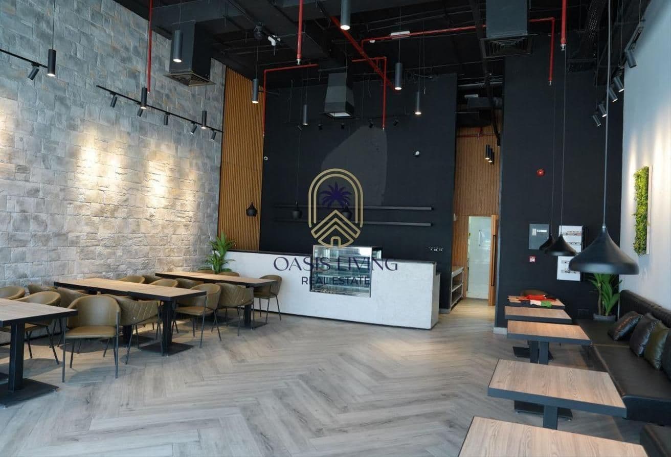 Premium Retail | Ideal for F&B | Semi-Fitted