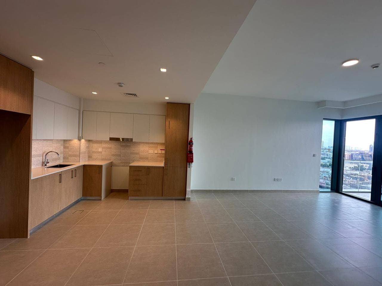 Brand New | Burj View | Spacious Layout IMG2
