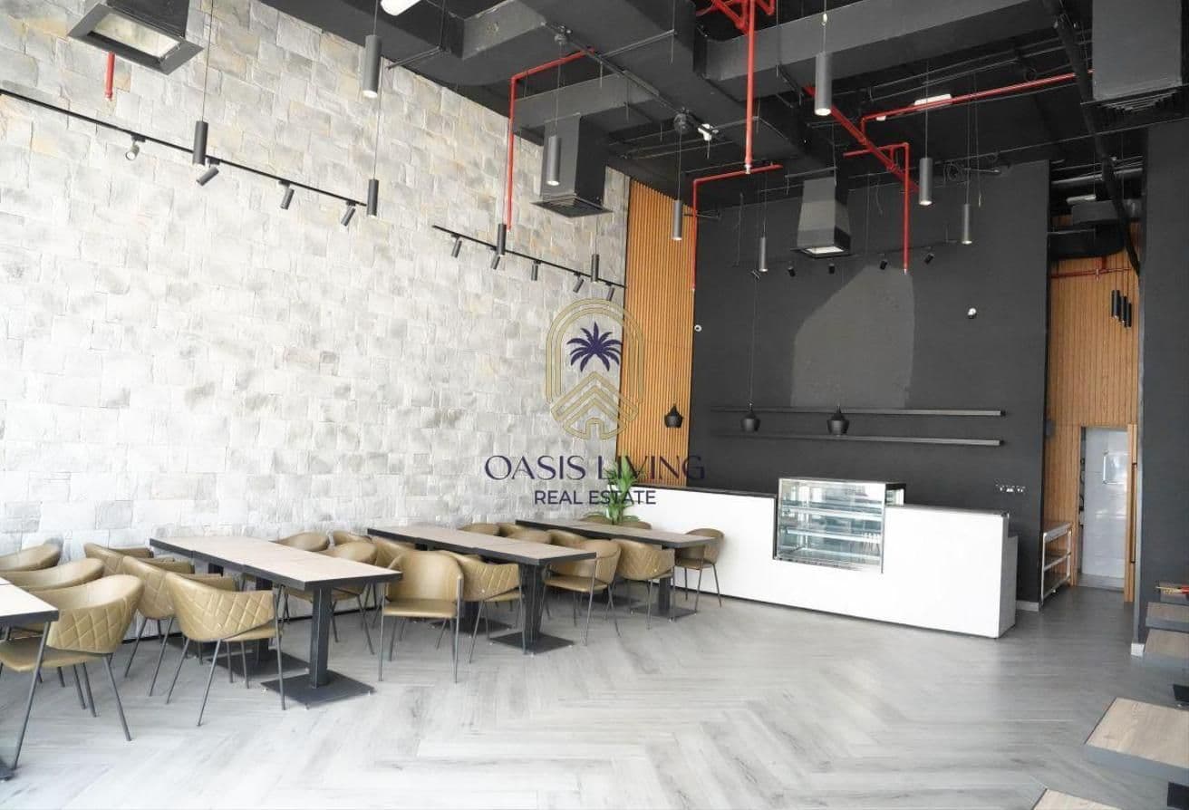 Premium Retail | Ideal for F&B | Semi-Fitted - Image 2